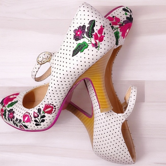 Vintage Pin-Up Retro Mary Jane Heels D&G Inspired Tan Floral Dancing Days(38)7.5 - Picture 5 of 16